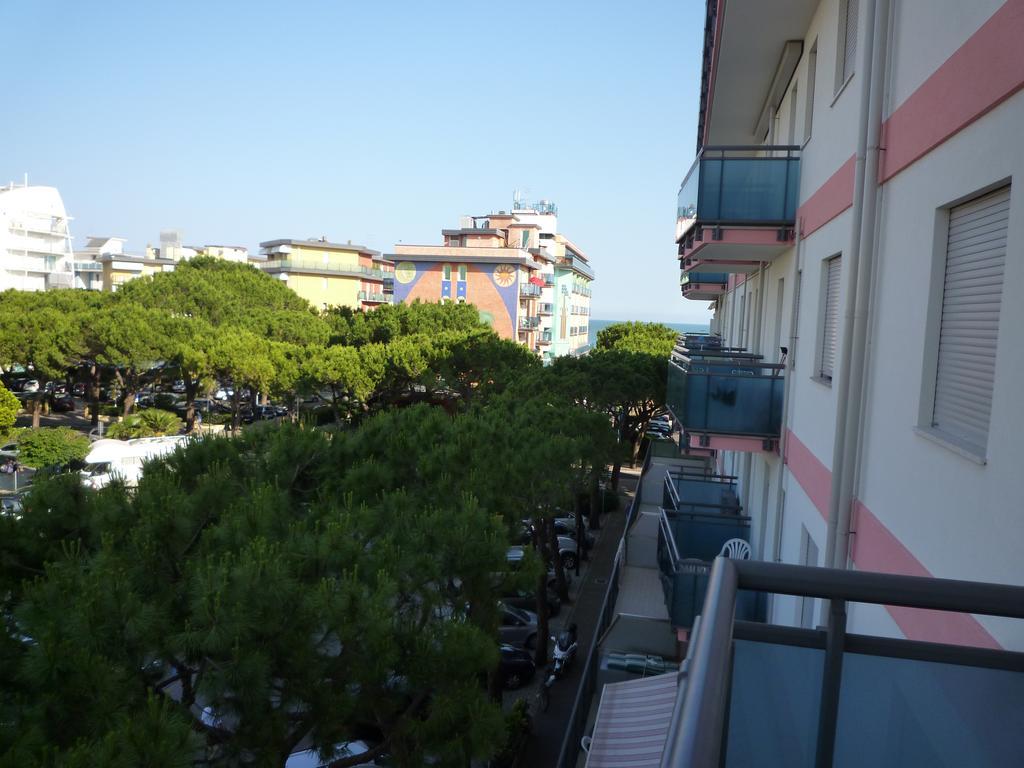 Lara Apartment *